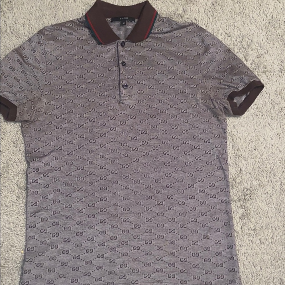 Gucci polo shirt  size Medium